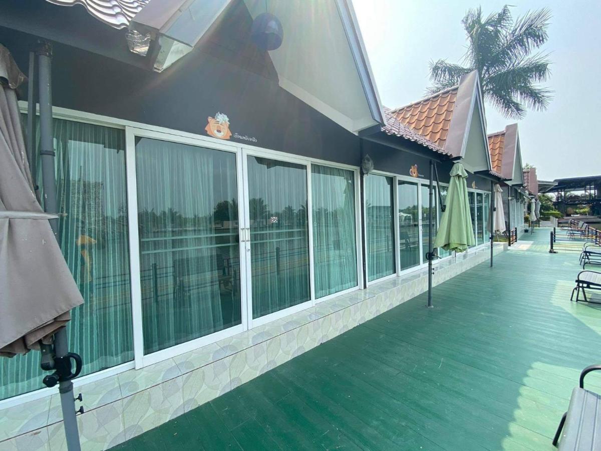 Feel Like Home แบบบ้านบ้าน Nakhon Chai Si Exterior foto